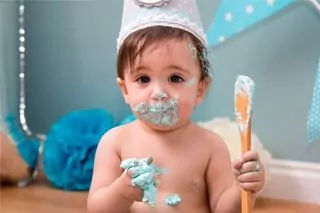Fotografía bebé smash cake Granollers